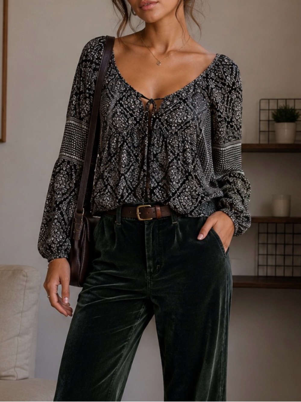 American Eagle Outfitters Black & White Floral Print Peasant Tunic